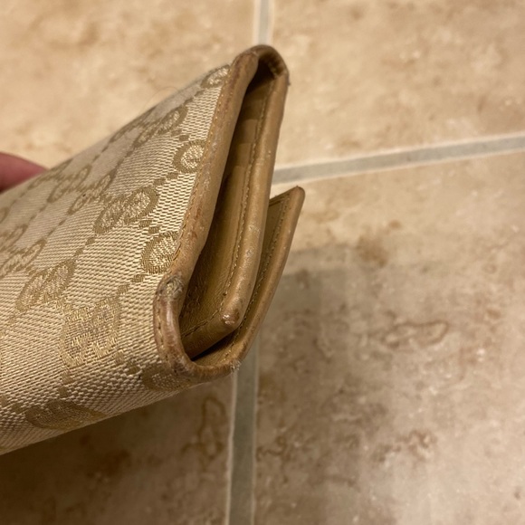 Authentic Gucci Monogram Trifold Wallet - Picture 8 of 12